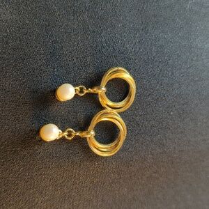 Gold tone Faux pearl earrings drop 3 danglers steel posts with like new …